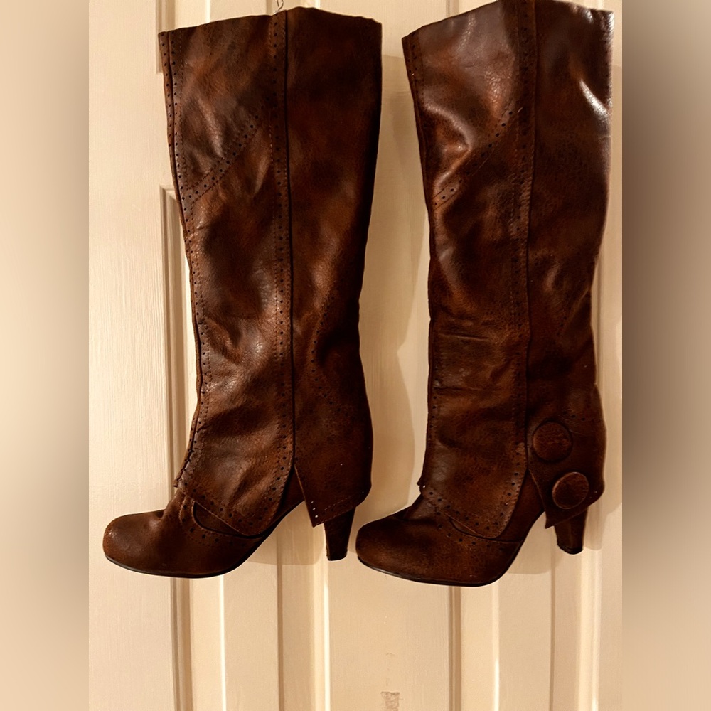 Fall boots